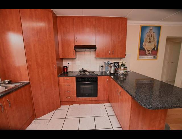 2 BEDROOM PROPERTY TO RENT IN PAULSHOF